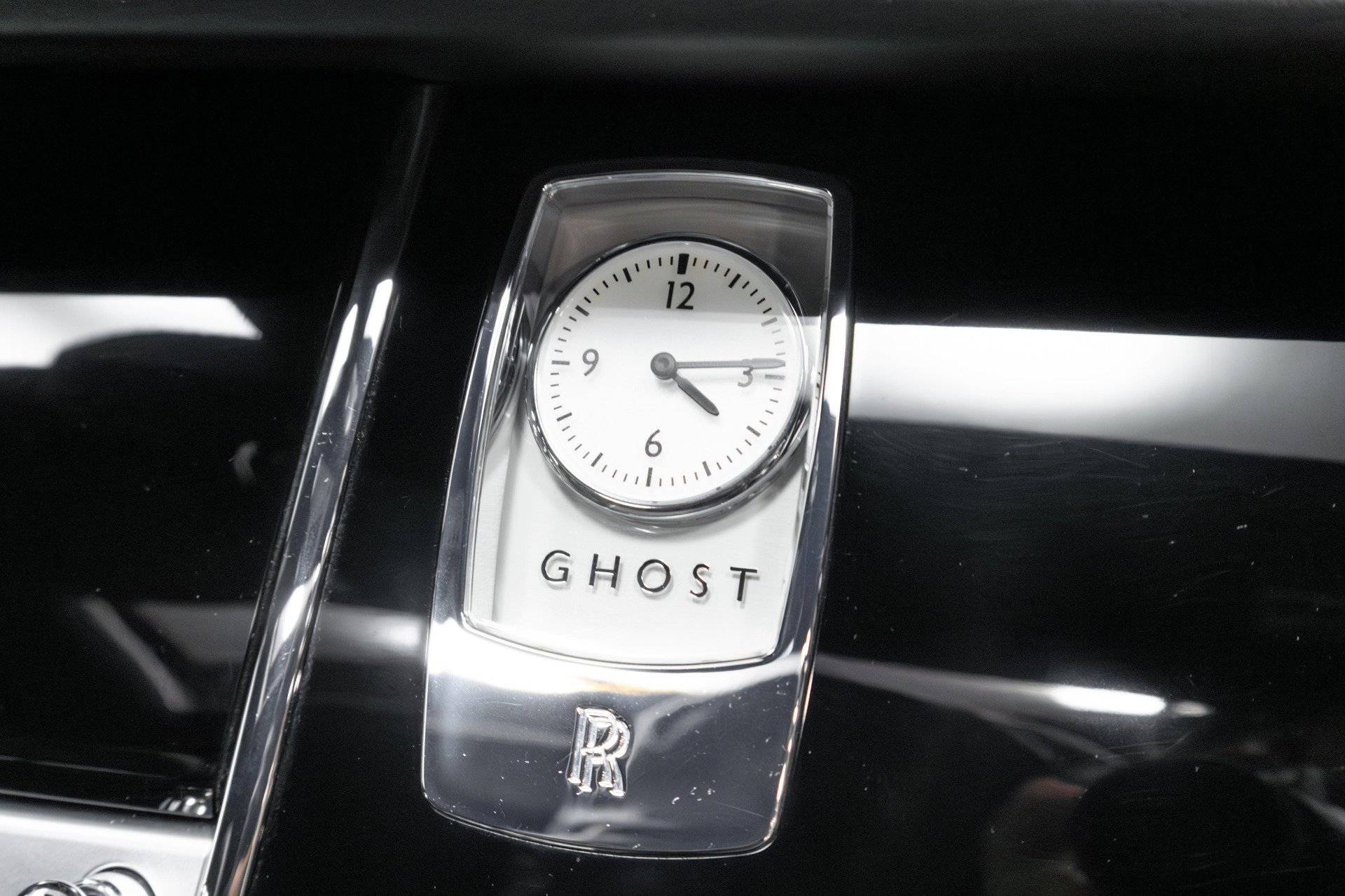 Used 2011 Rolls-Royce Ghost image 52