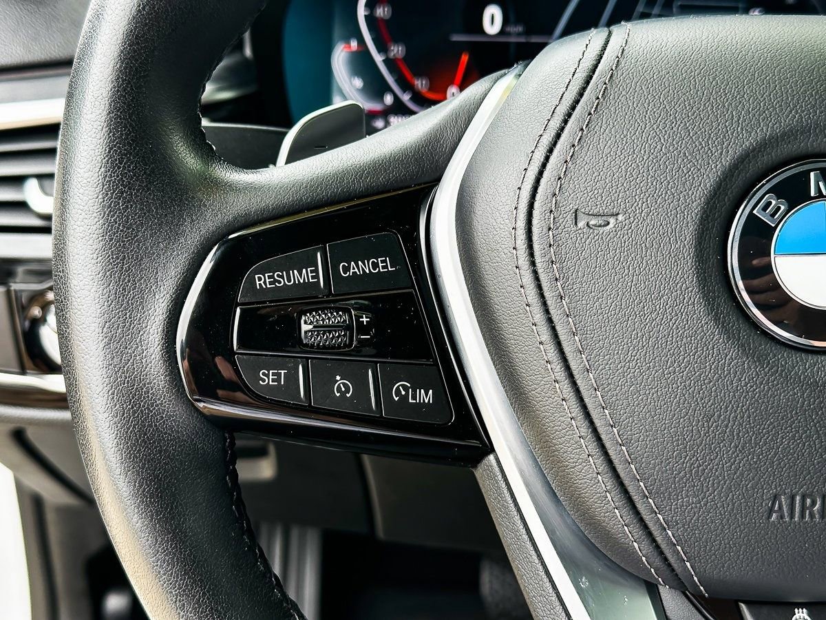 Certified 2022 BMW 530i 530i w/ Premium Package image 16