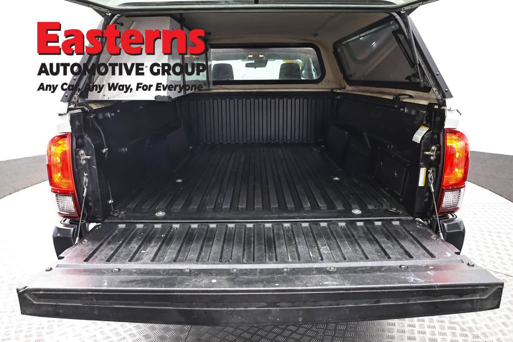 Used 2019 Toyota Tacoma SR RWD image 9