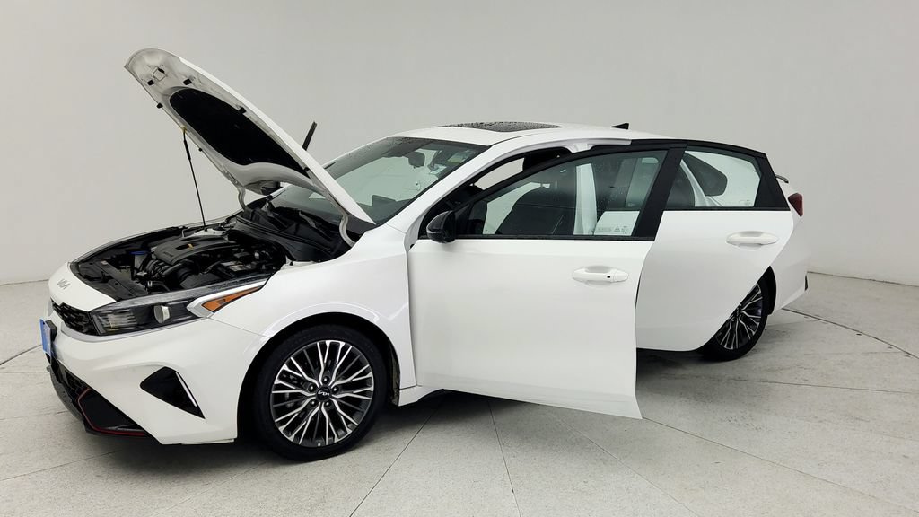 Used 2024 Kia Forte GT-Line w/ GT-Line Premium Package FWD image 11