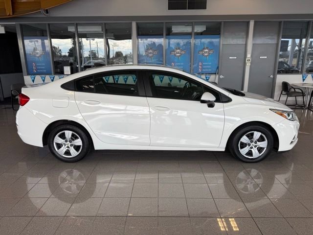 Used 2017 Chevrolet Cruze LS FWD image 2