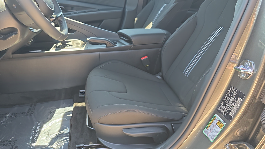New 2026 Hyundai Elantra Sport FWD image 14