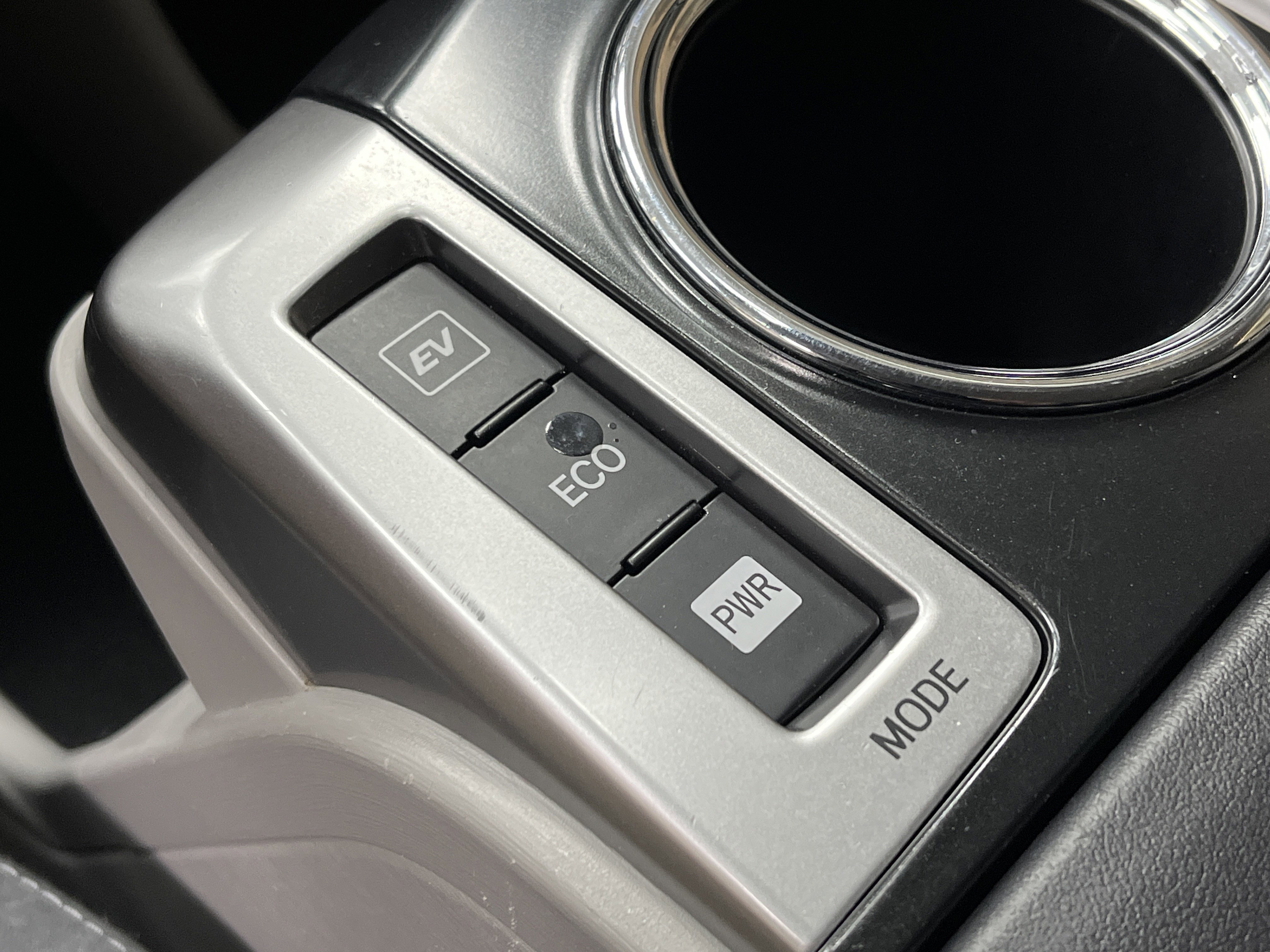 Used 2016 Toyota Prius V Three image 34