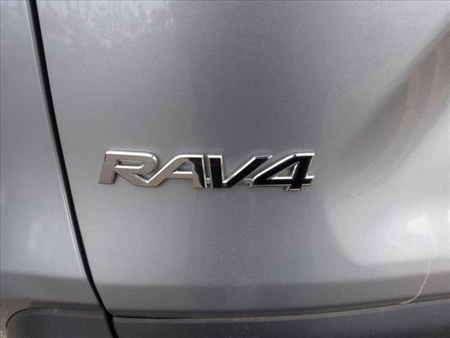 Used 2025 Toyota RAV4 LE image 29