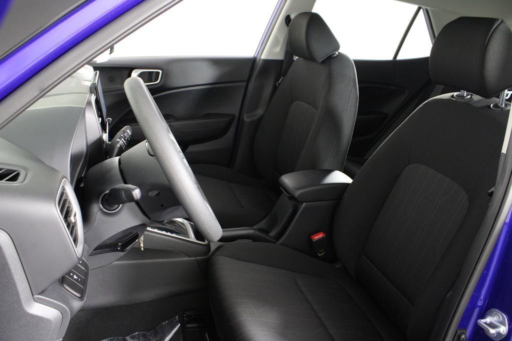 Certified 2026 Hyundai Venue SE image 17