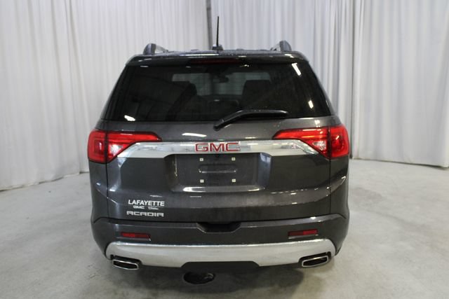 Used 2017 GMC Acadia Denali w/ Technology Package FWD image 32