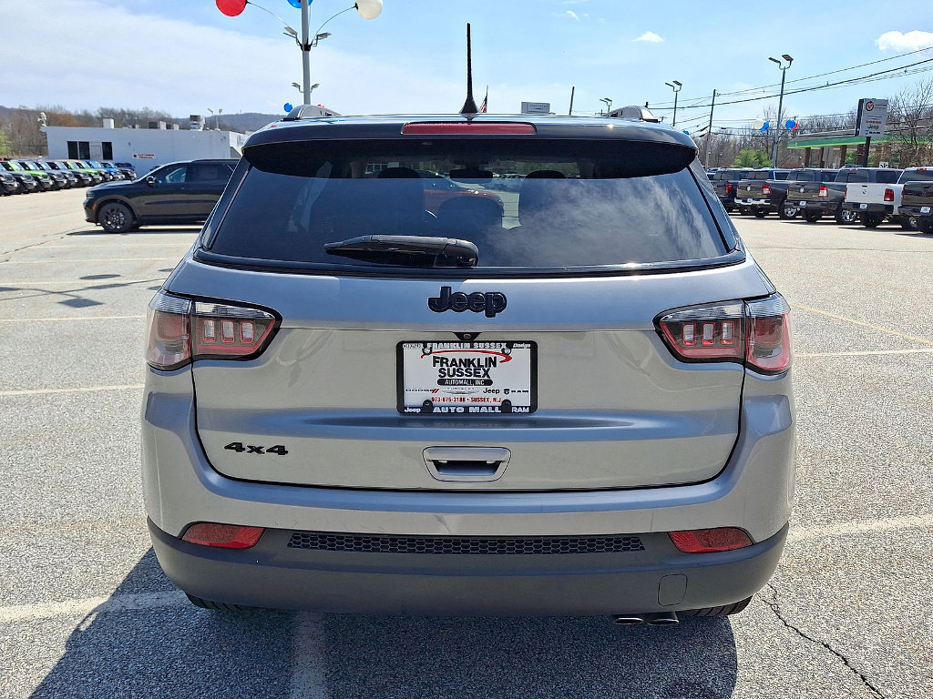 Certified 2020 Jeep Compass Latitude image 21