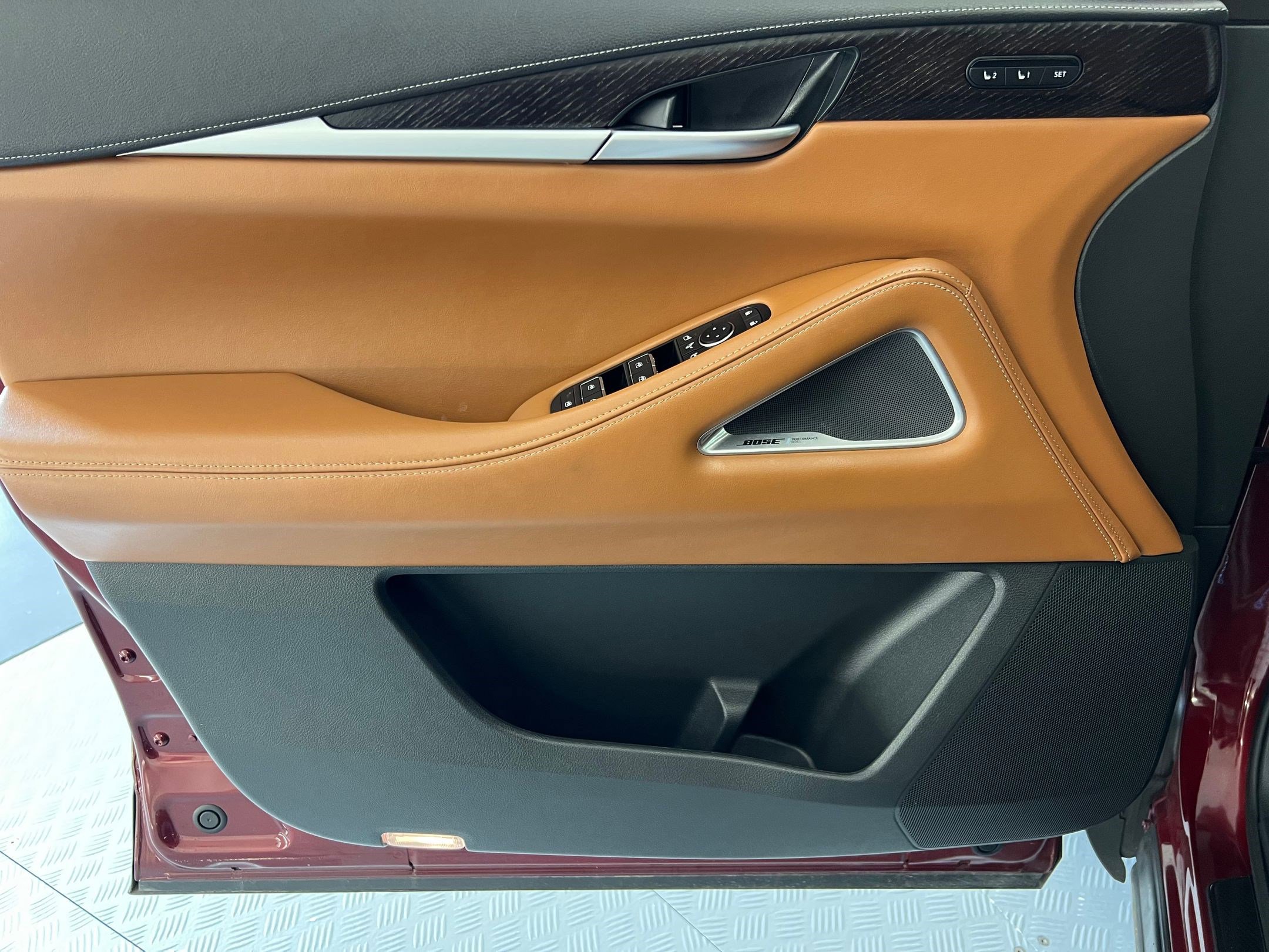 Used 2024 INFINITI QX60 Autograph w/ Cargo Package image 21