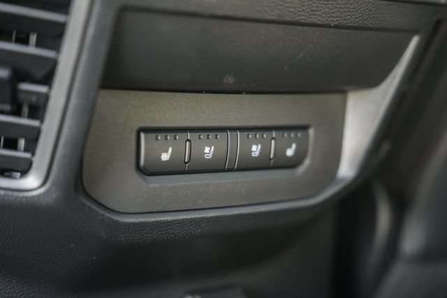 Used 2023 Toyota Tundra Platinum AWD/4WD image 36