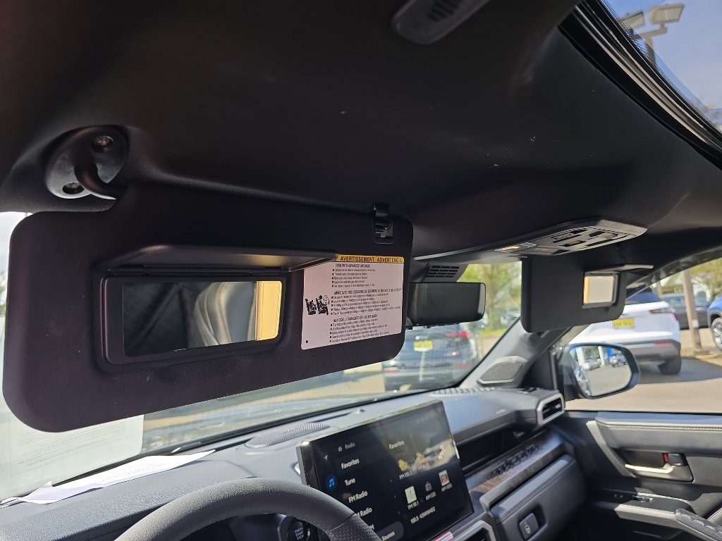 Used 2024 Toyota Tacoma Limited w/ Limited Package (LT) image 15