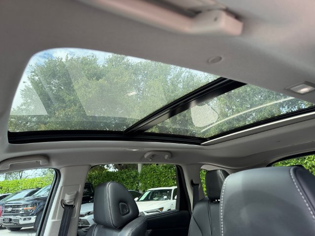 Used 2023 Acura MDX w/ Technology Package FWD image 24