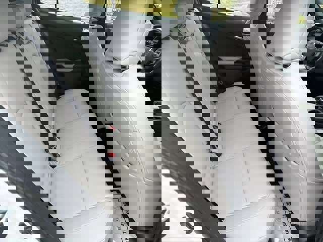 Used 2025 Lexus UX 300h AWD image 13