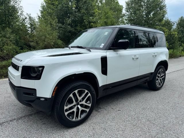 New 2026 Land Rover Defender 110 X-Dynamic SE