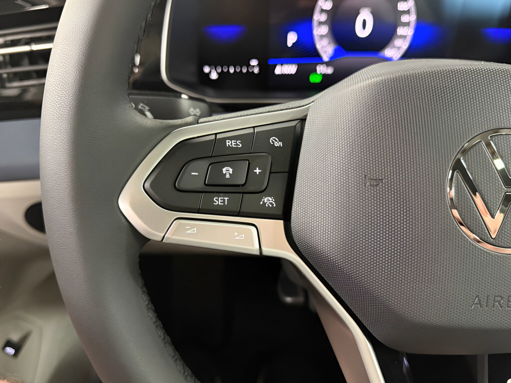 New 2026 Volkswagen Jetta SE FWD image 11