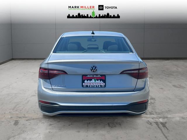 Used 2024 Volkswagen Jetta S FWD image 4