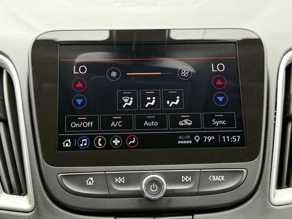 Used 2022 Chevrolet Malibu LT FWD image 16