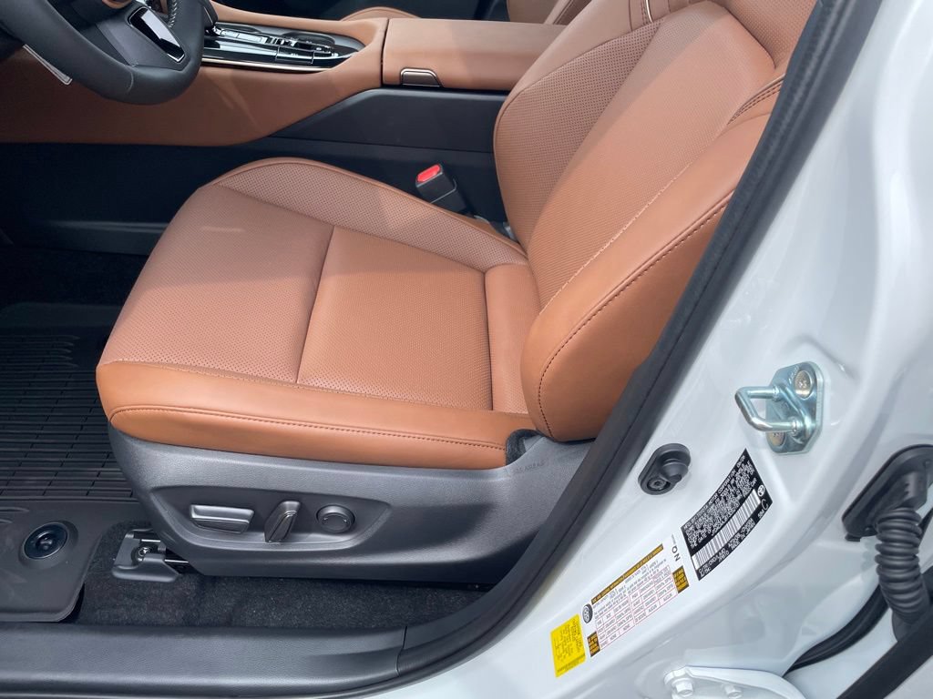 New 2026 Toyota Crown Signia AWD/4WD image 11