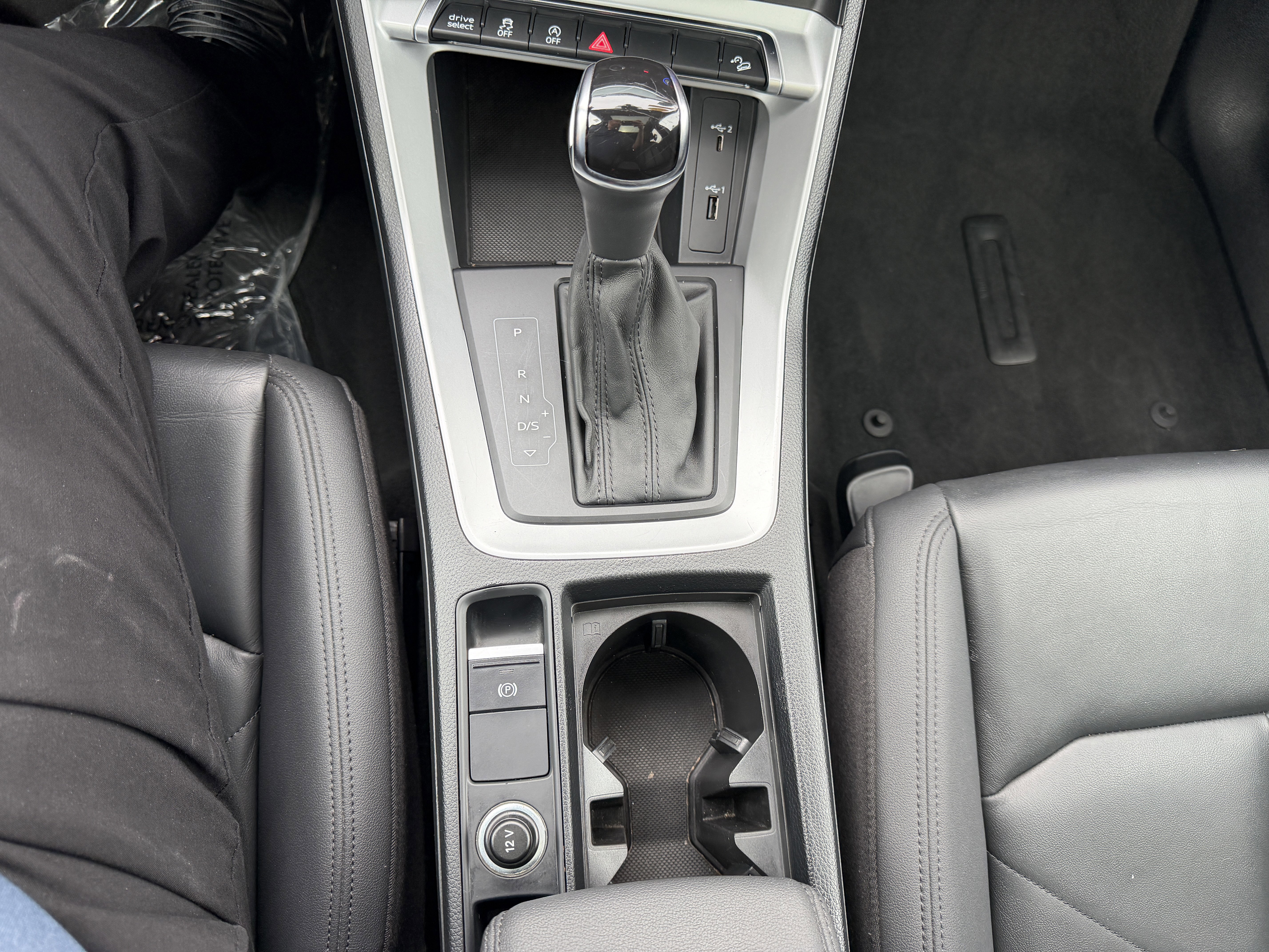 Used 2020 Audi Q3 2.0T Premium AWD/4WD image 23