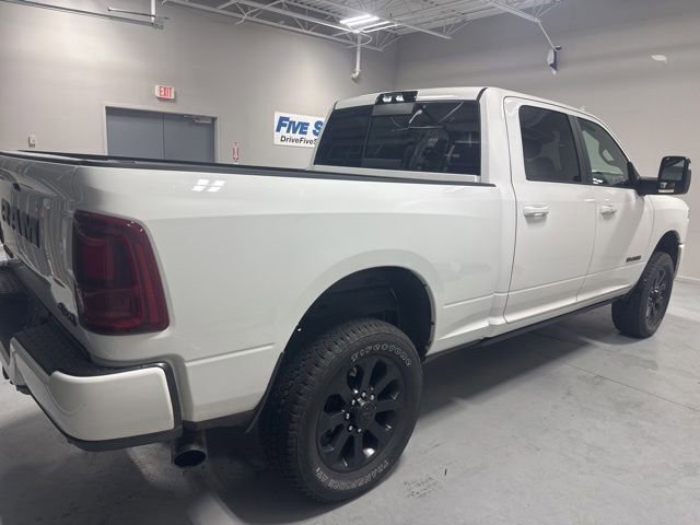 Used 2025 RAM 2500 Laramie AWD/4WD image 4