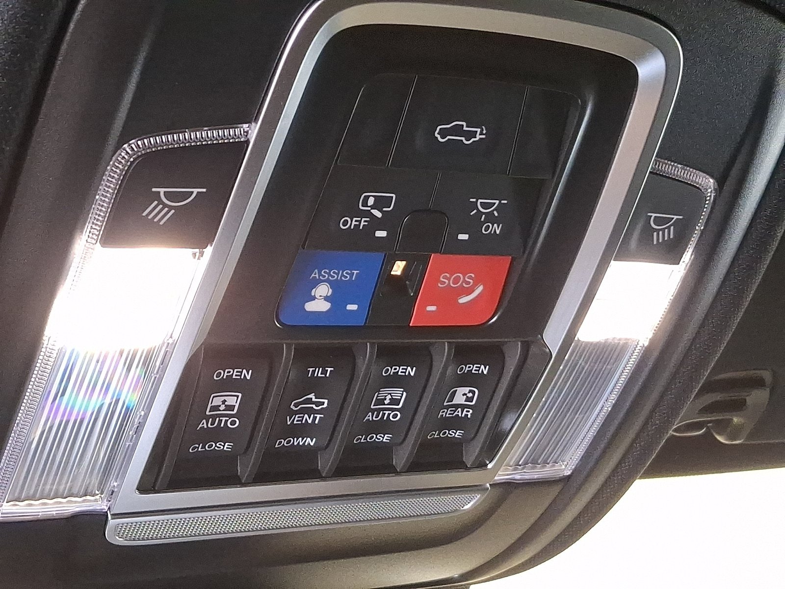 Certified 2024 RAM 1500 Limited w/ Night Edition AWD/4WD image 26