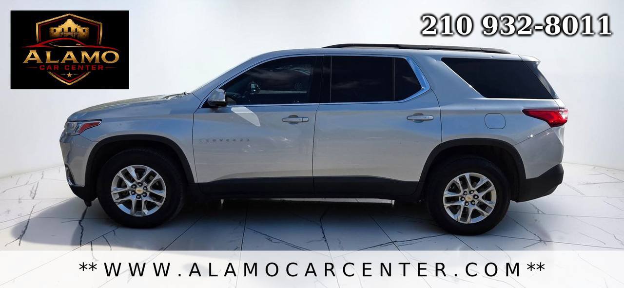 Used 2020 Chevrolet Traverse LT FWD image 2