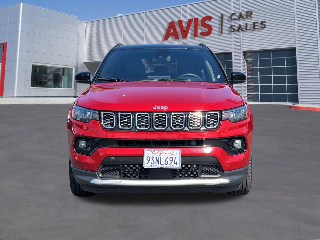 Used 2025 Jeep Compass Limited AWD/4WD image 2