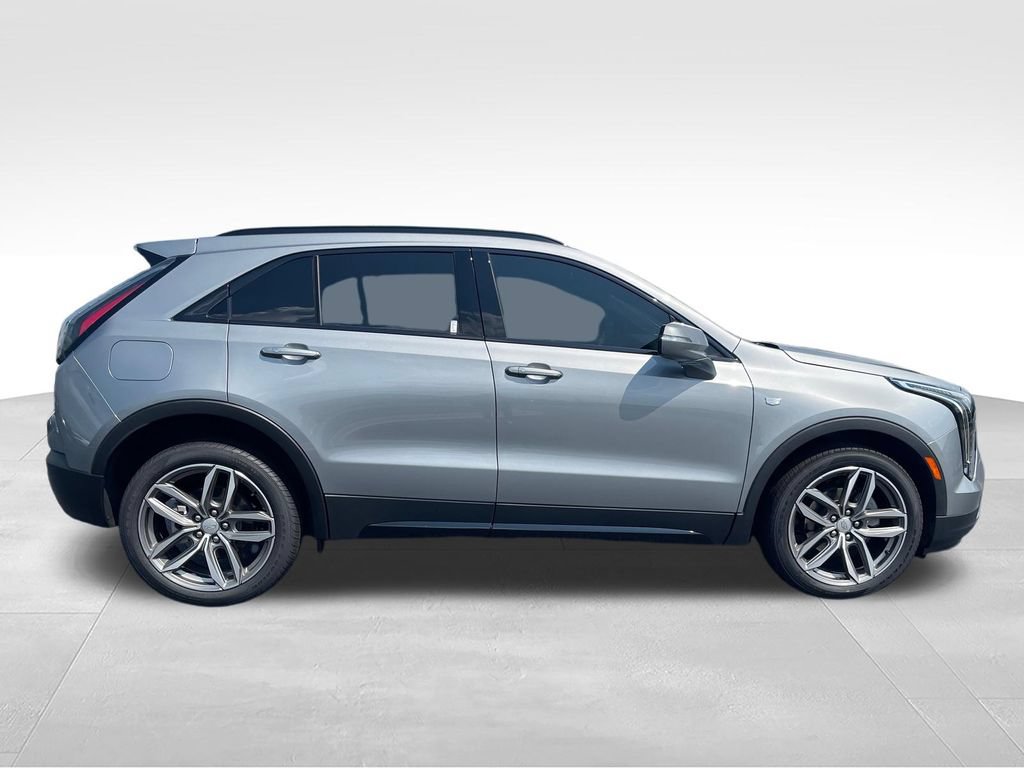 Used 2023 Cadillac XT4 Sport FWD image 6