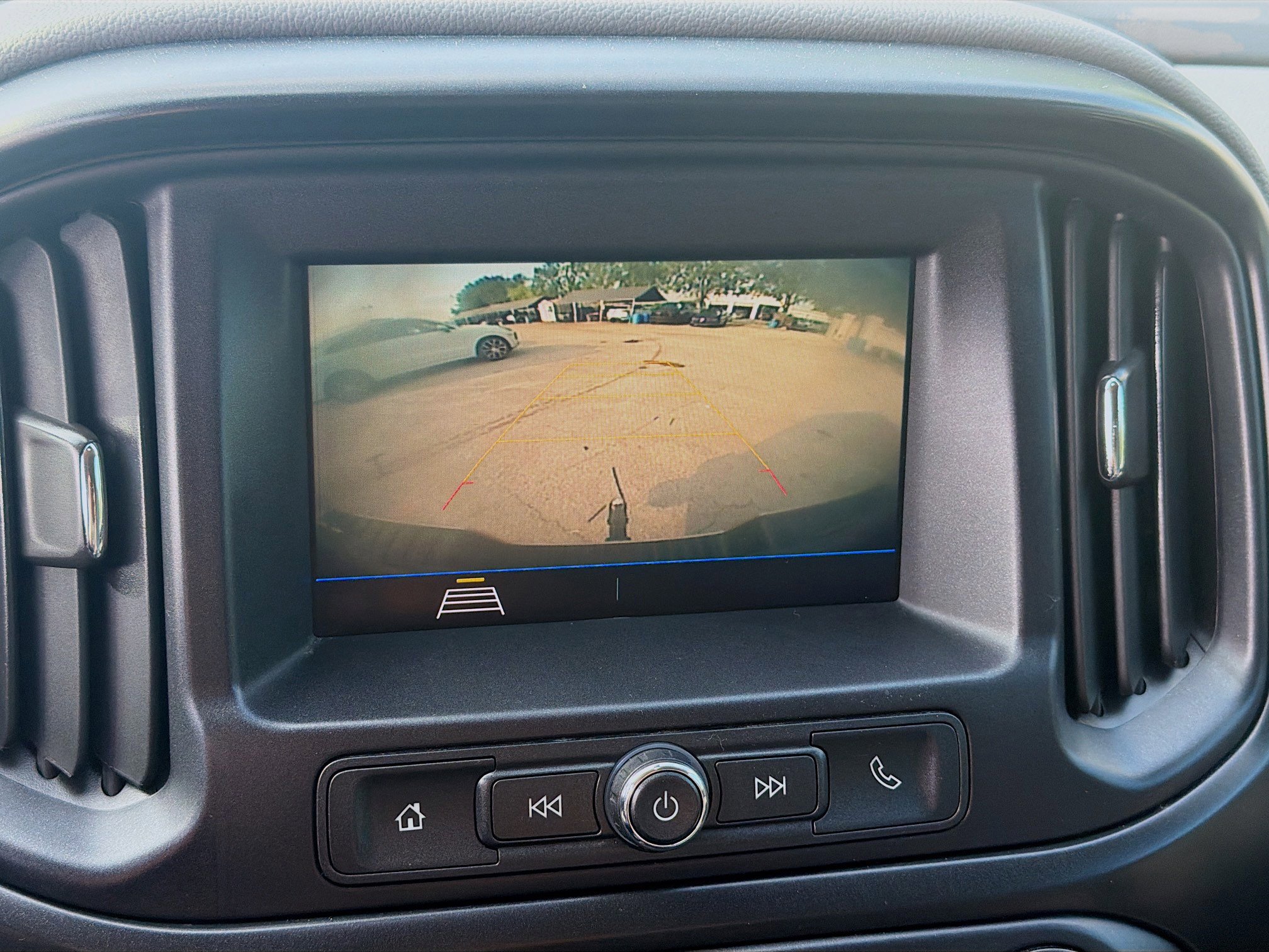 Used 2021 Chevrolet Colorado W/T RWD image 12