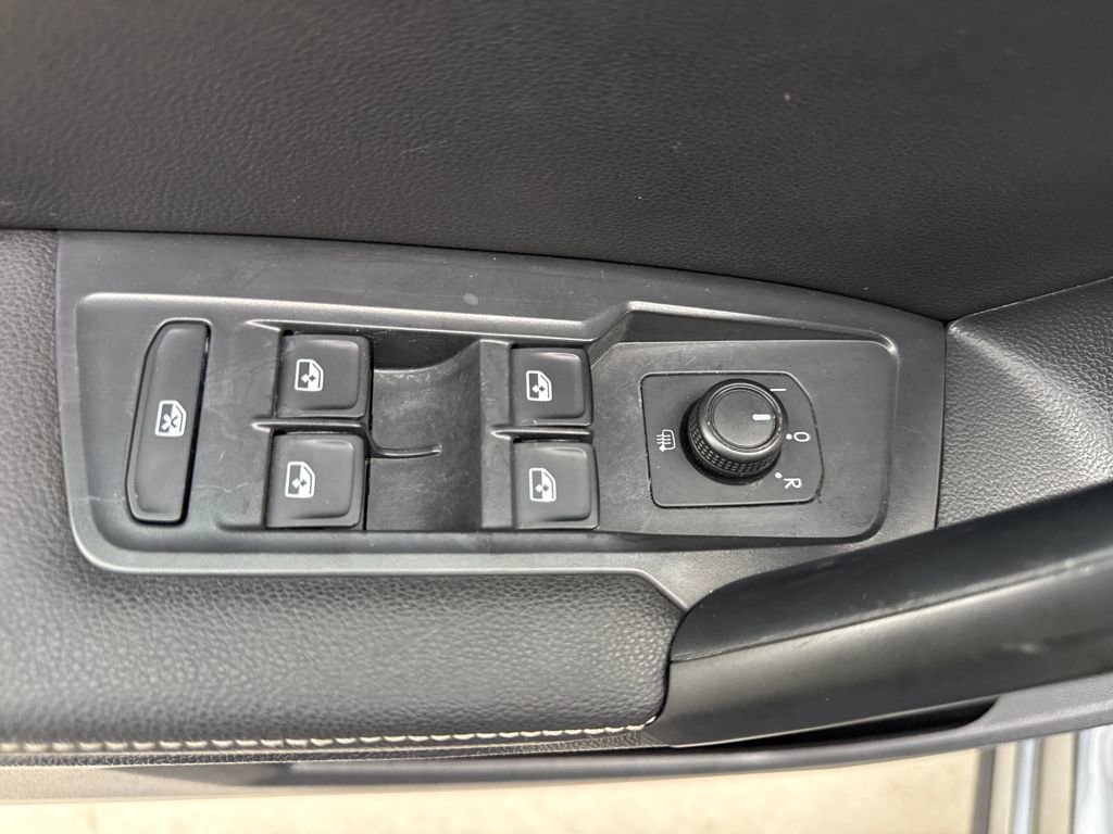 Used 2023 Volkswagen Tiguan S image 15