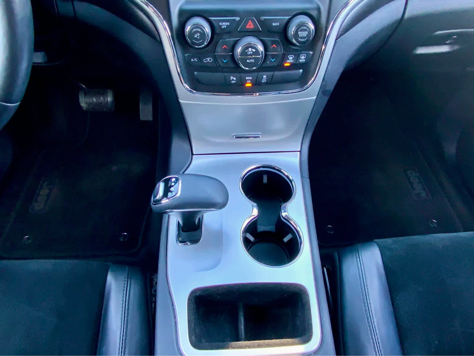 Used 2015 Jeep Grand Cherokee Altitude image 44