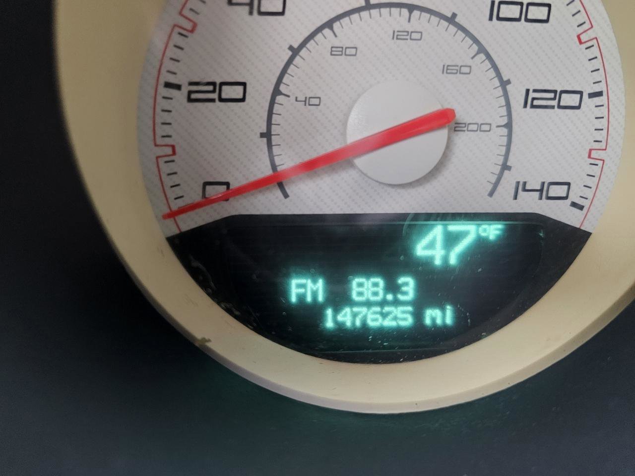 Used 2013 Dodge Challenger SXT image 12