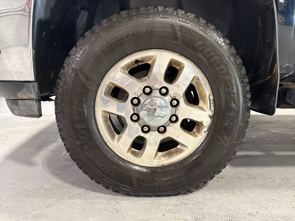 Used 2014 Chevrolet Silverado 2500 LTZ w/ LTZ Plus Package AWD/4WD image 41