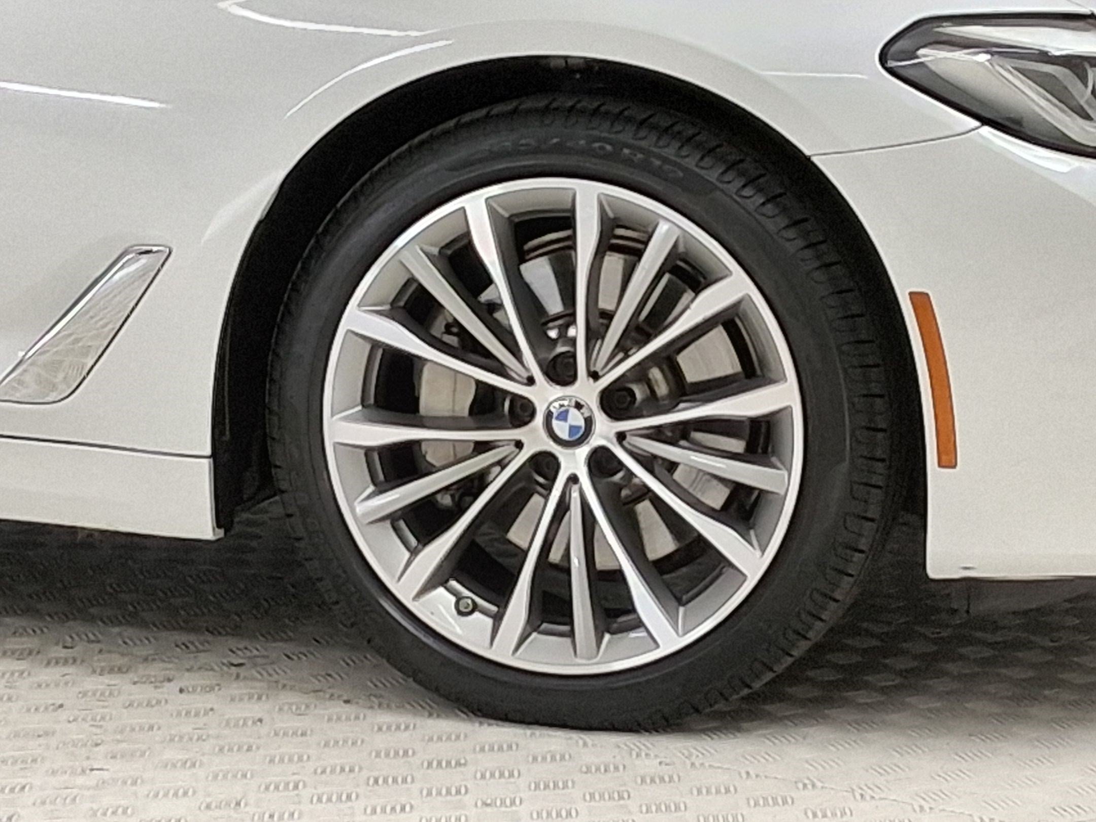 Certified 2023 BMW 530i w/ Premium Package RWD image 11