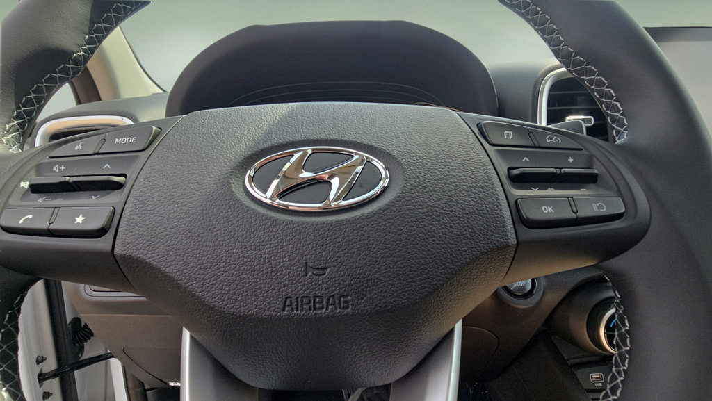 New 2026 Hyundai Venue SEL FWD image 12