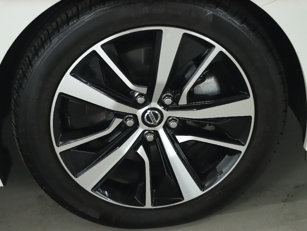 Used 2019 Nissan Maxima SL image 10