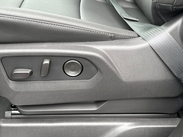 New 2026 GMC Sierra 2500 SLT w/ SLT Premium Package image 19
