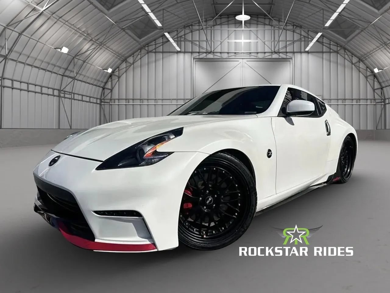 Used 2018 Nissan 370Z Coupe RWD image 12
