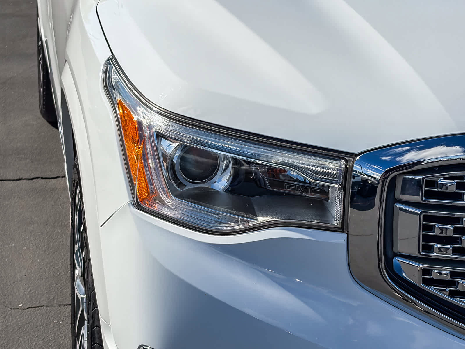 Used 2019 GMC Acadia Denali w/ Technology Package image 7