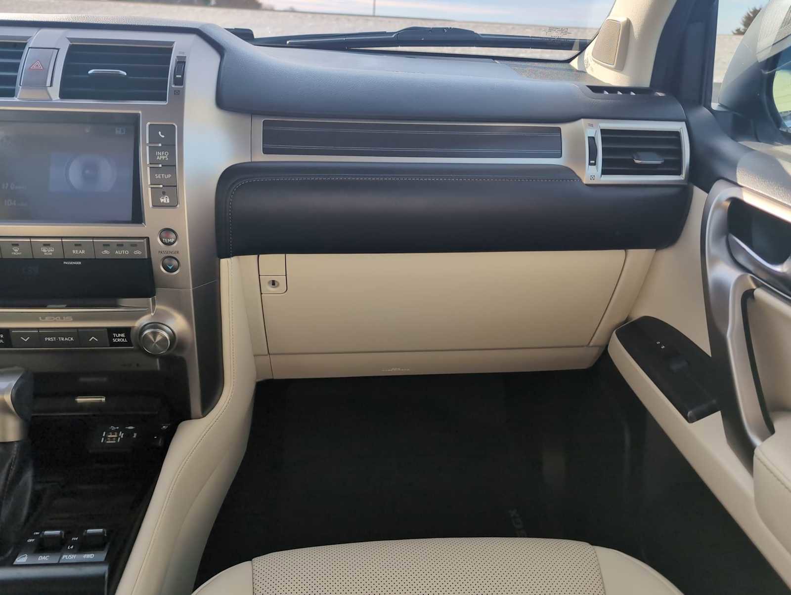 Used 2020 Lexus GX 460 Premium image 29
