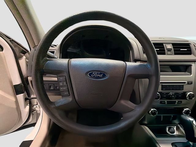 Used 2012 Ford Fusion S FWD image 8