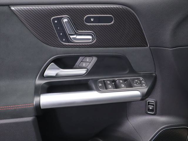 Used 2025 Mercedes-Benz GLA 35 AMG 4MATIC image 23