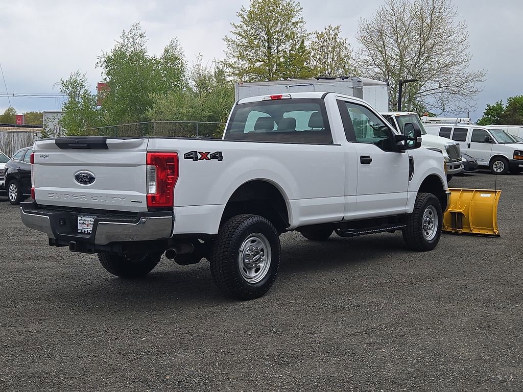 Used 2017 Ford F350 XL AWD/4WD image 4