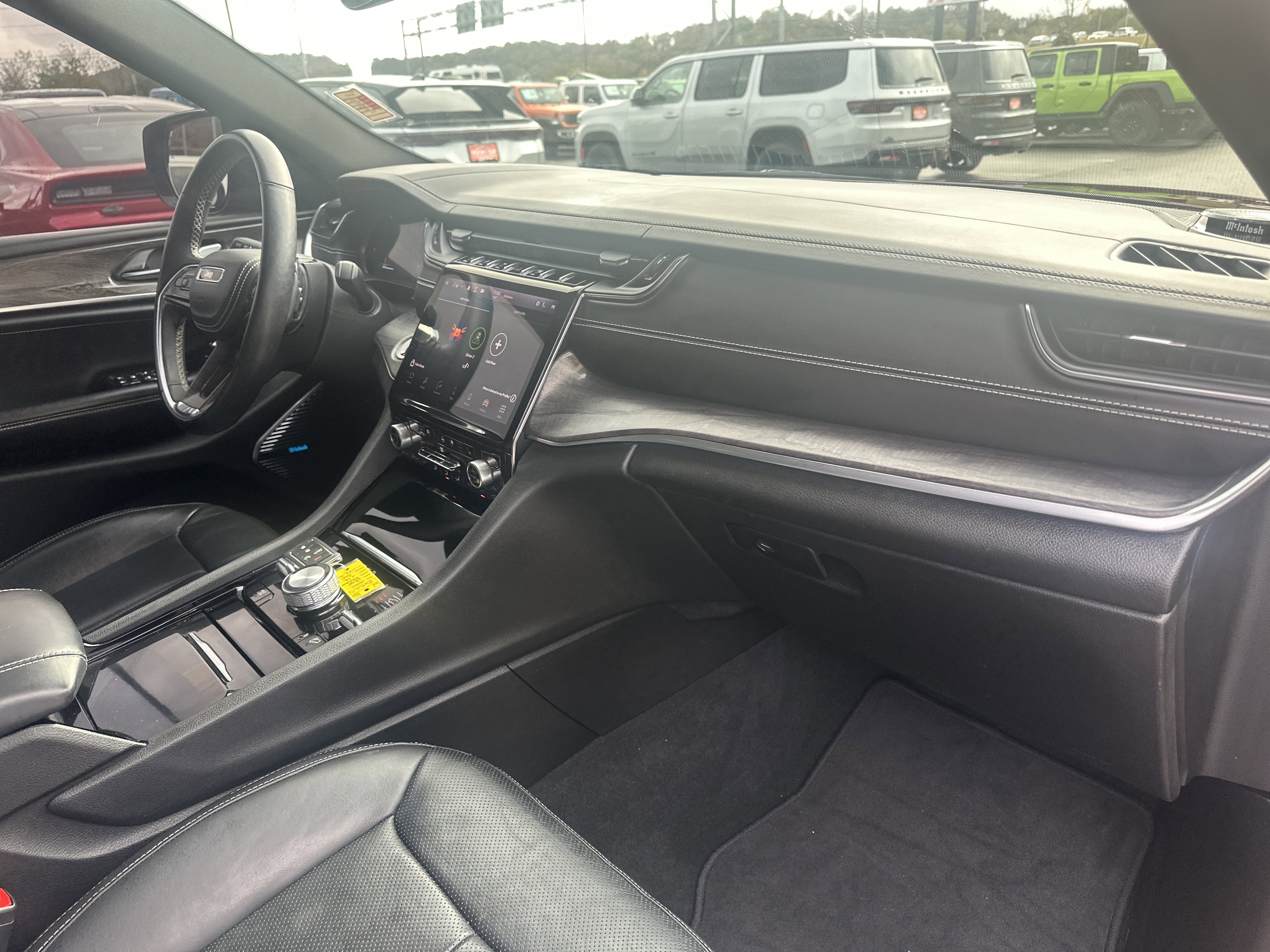 Used 2022 Jeep Grand Cherokee L Overland image 31