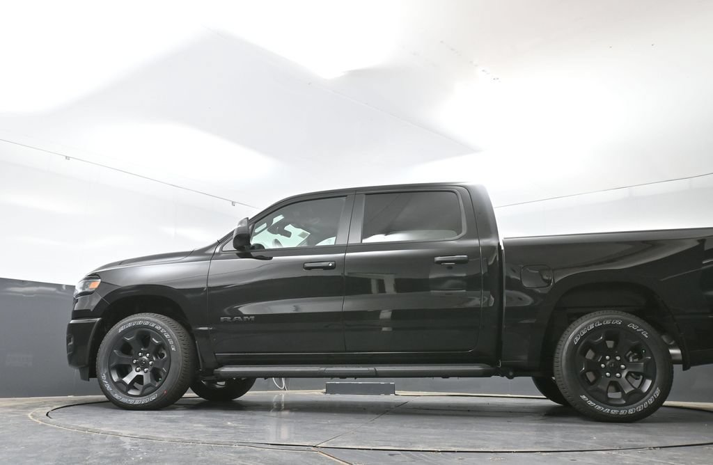 New 2026 RAM 1500 Express AWD/4WD image 43