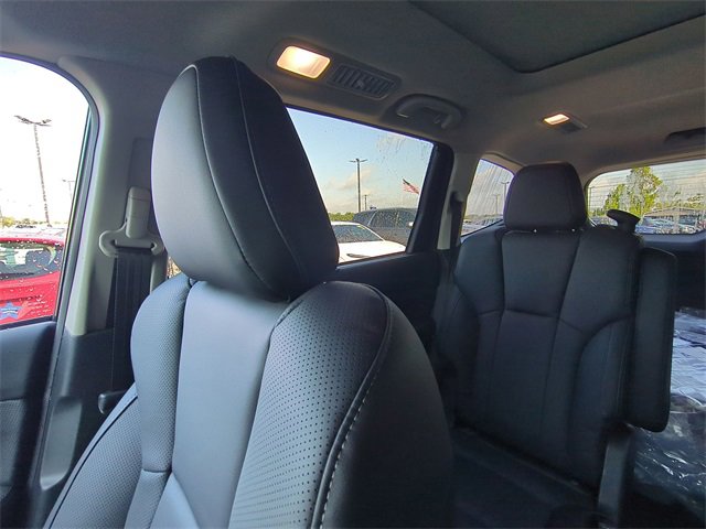 New 2025 Subaru Ascent Limited image 13