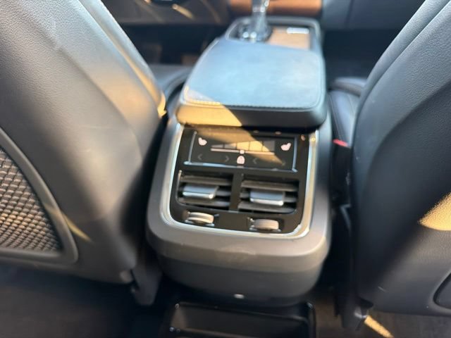 Used 2020 Volvo XC90 T6 Inscription w/ Protection Package Premier AWD/4WD image 13