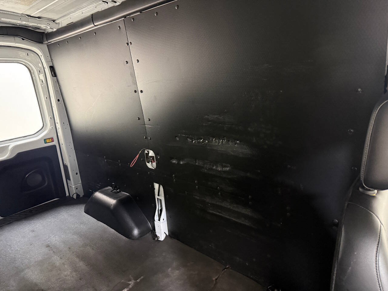 Used 2020 Ford Transit 250 Medium Roof RWD image 25