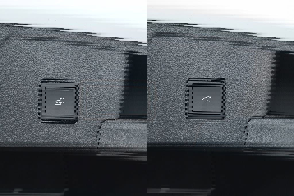 New 2026 Volkswagen Atlas Cross Sport SEL image 69