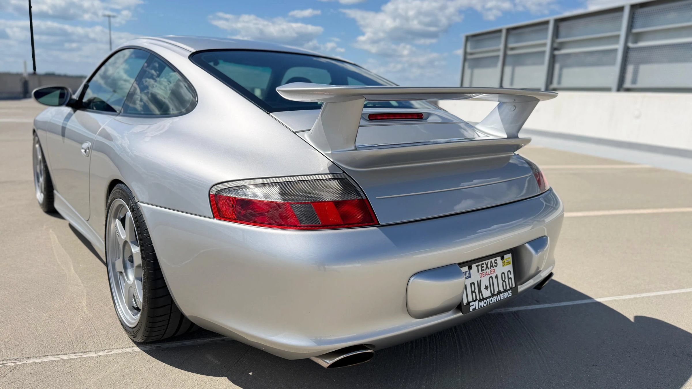Used 2002 Porsche 911 GT3 RS image 26