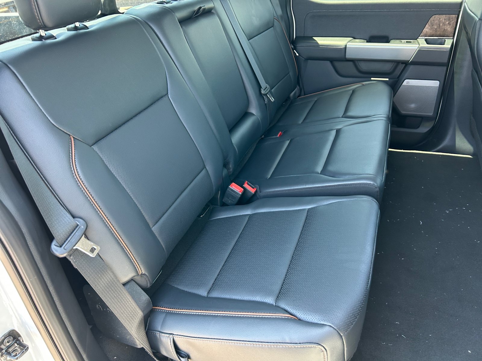 New 2026 Ford F350 Lariat w/ Black Appearance Package AWD/4WD image 18